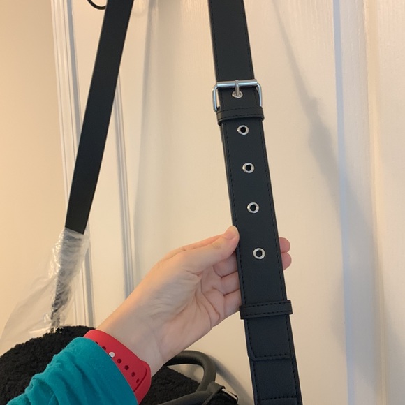 Steve Madden Black Sherpa Duffle Travel Bag - Picture 10 of 17
